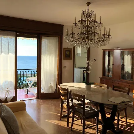 Apartament Rifugio Societa Semplice Ospedaletti